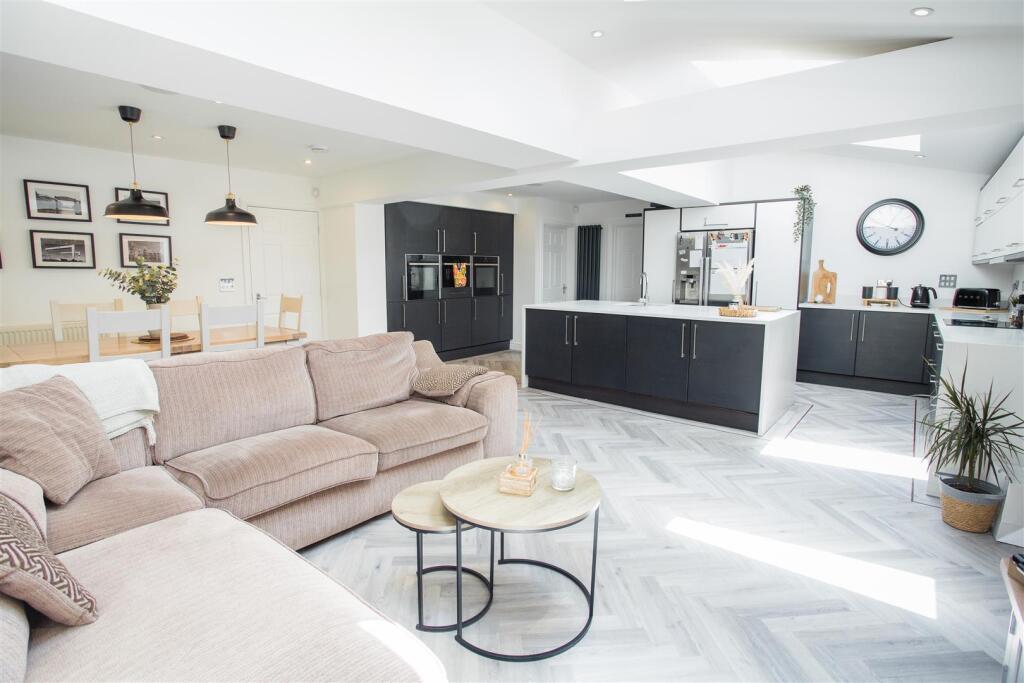 KITCHEN/DINING/LIVING SPACE