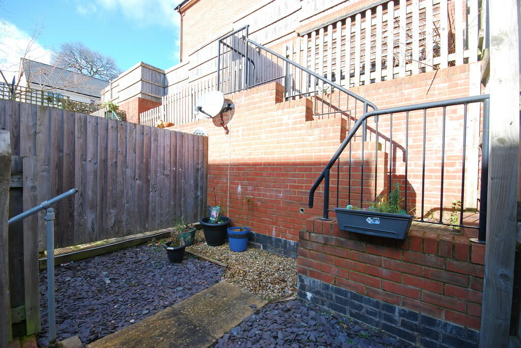 Garden - Middle T...