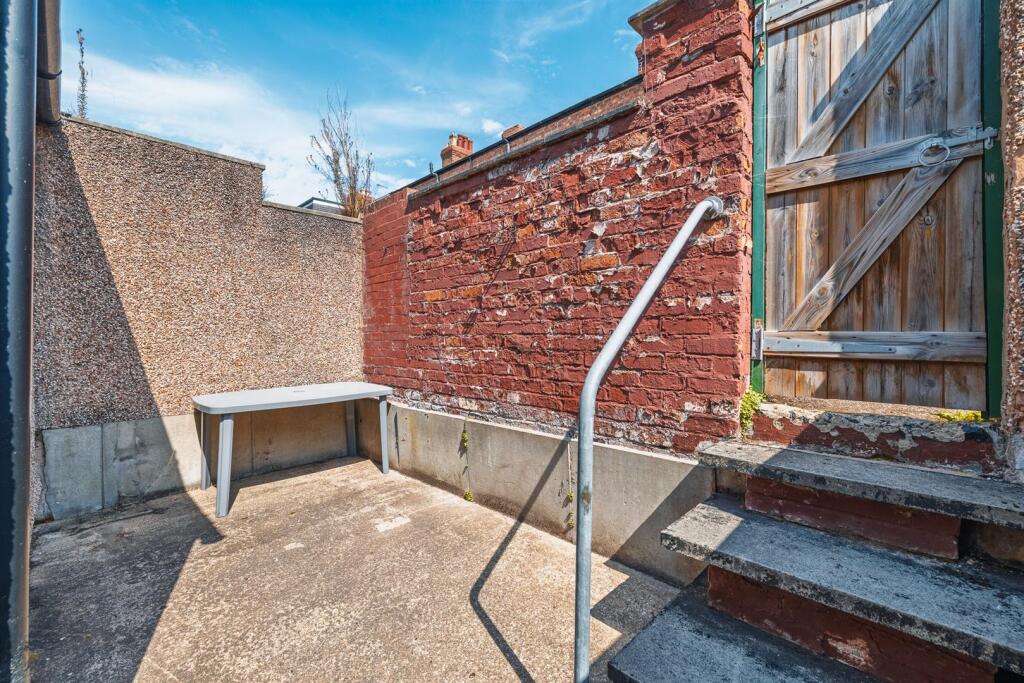 10 Gladstone Rd-25.jpg