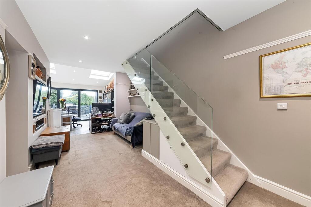 ANNEX - Reception Room