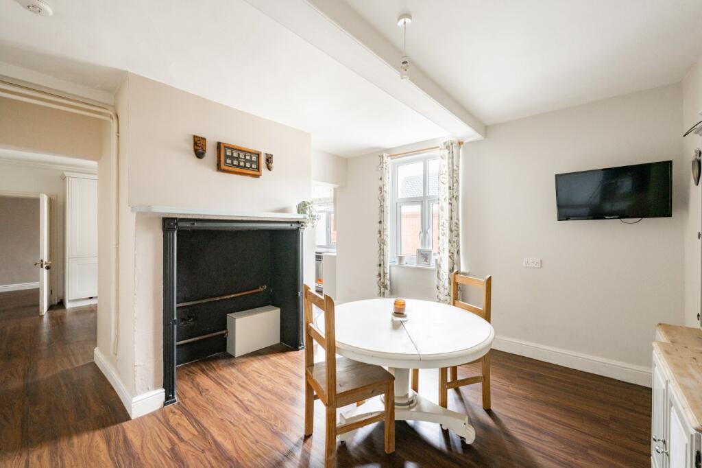 Breakfast Room