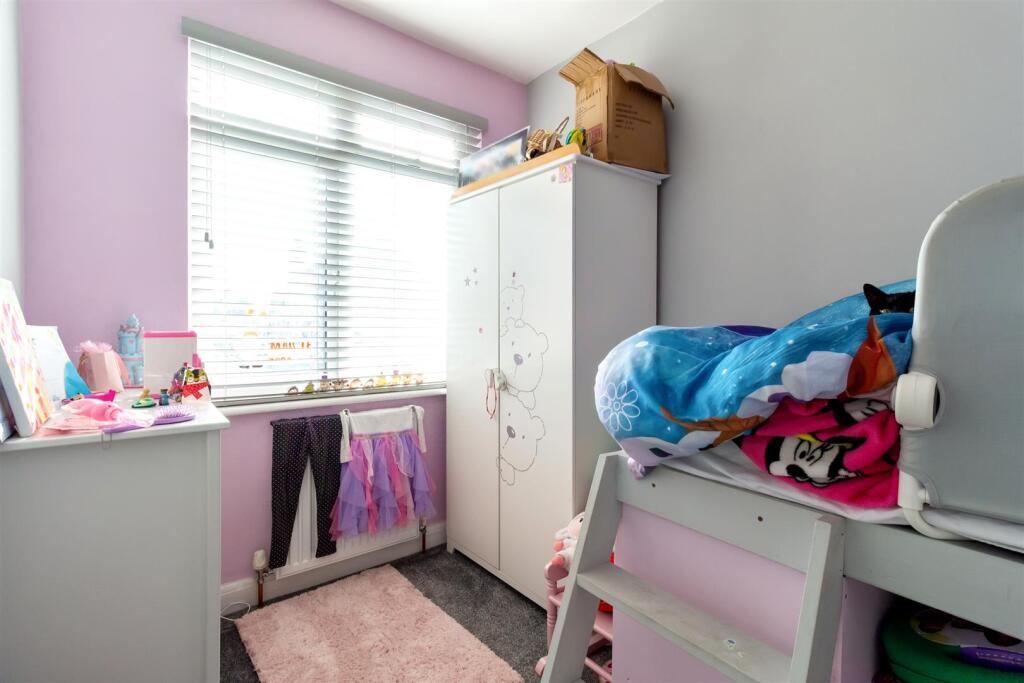 24 Salvington gardens-005.jpg