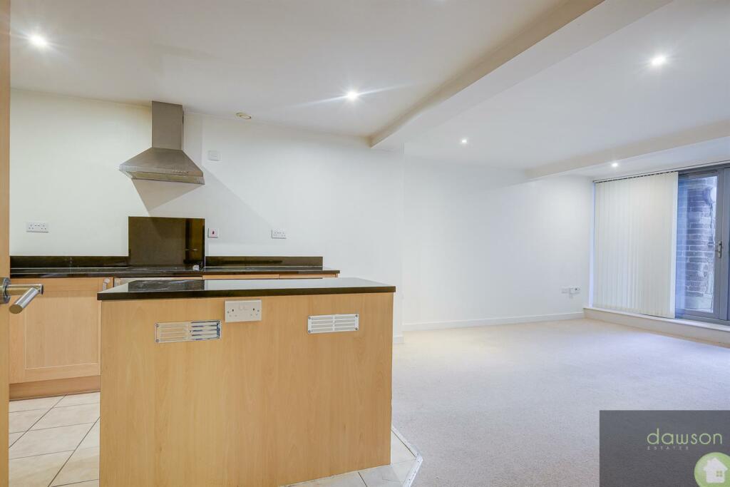 Lounge/Kitchen