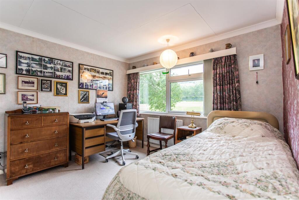 12 St Pancras Green33.jpg