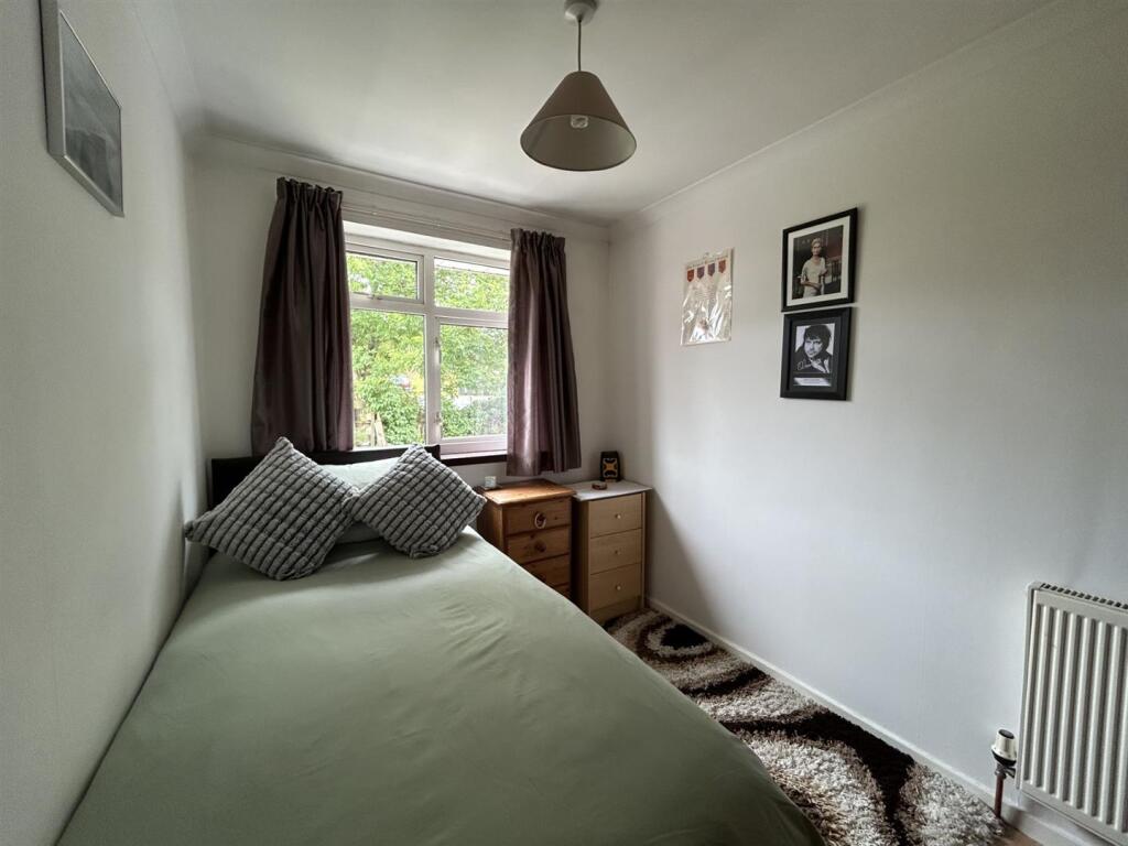 WILLMORE GROVE 82 BEDROOM 2.jpg