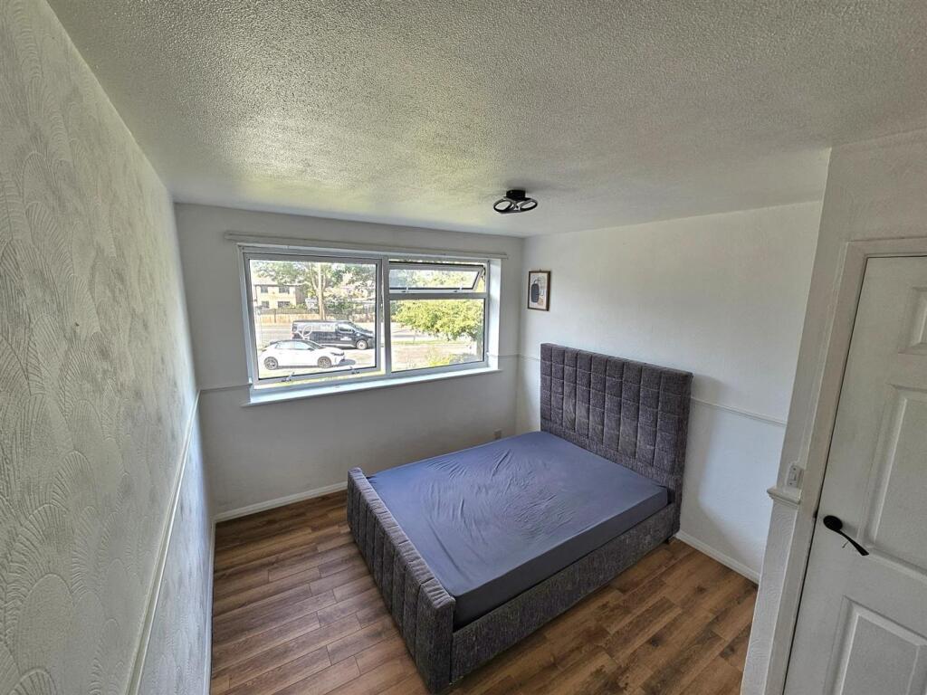 PHOTO-2025-08-17-18-52-44 (2).jpg