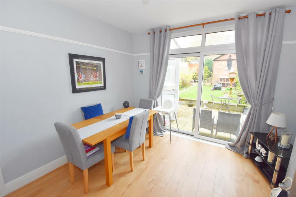 Dining room view to garden.jpg