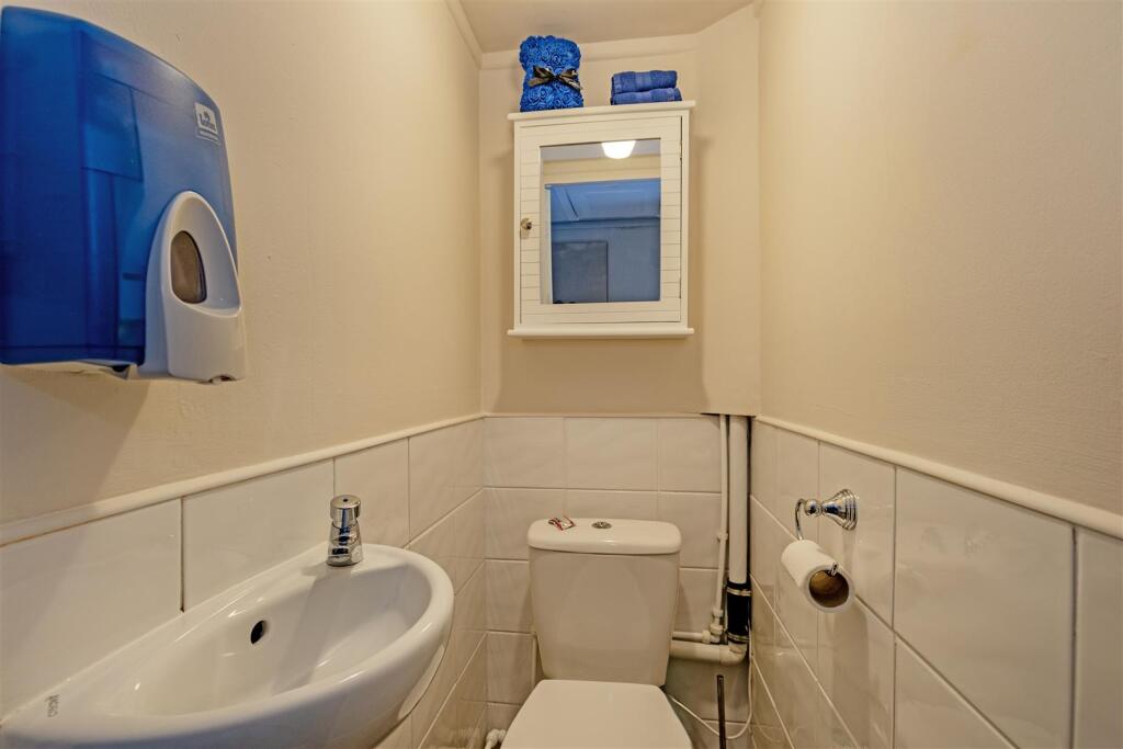 En Suite-1.jpg