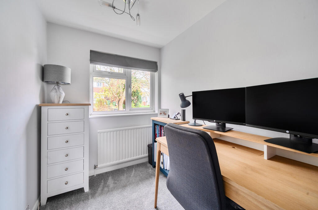 1383182-3-69245c9...