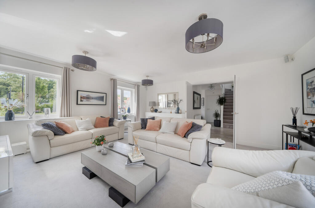 1305310-32-684329...