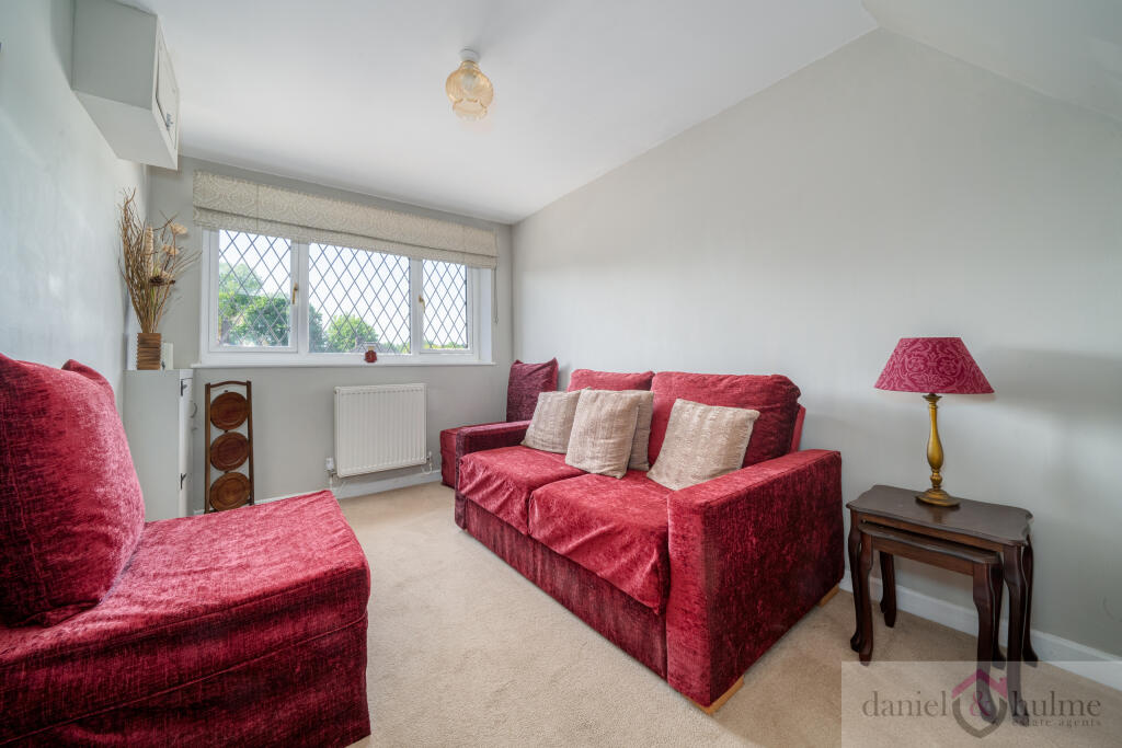 31 Campbell Avenue-11