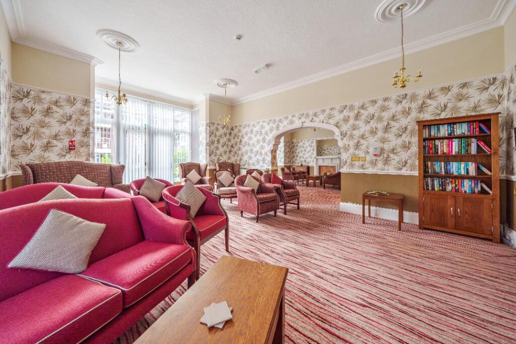 Owner's Lounge