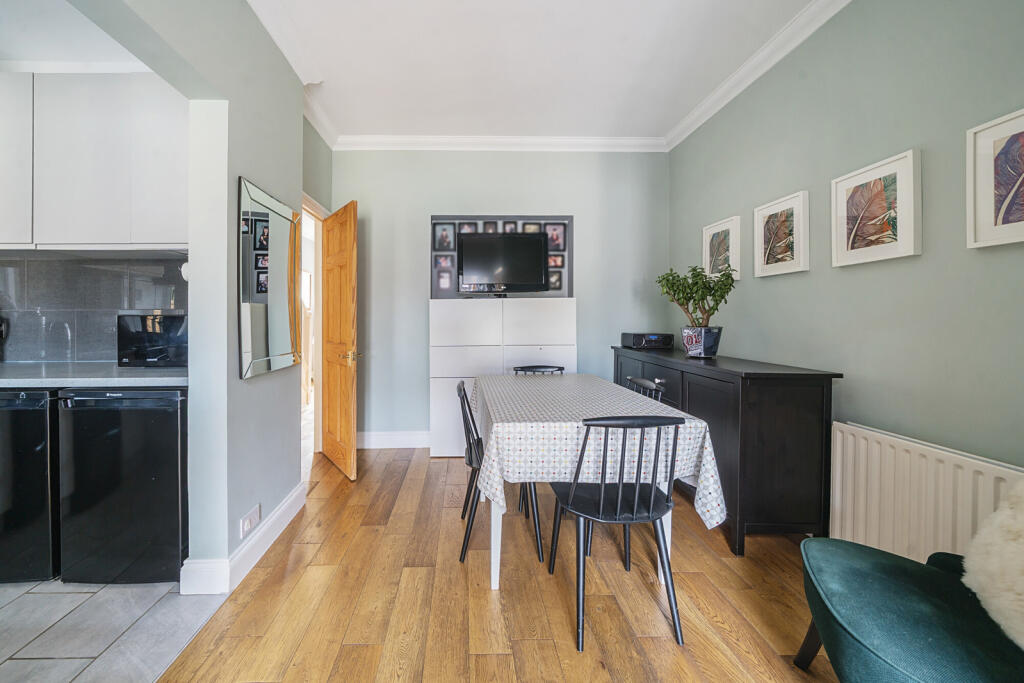 1334735-12-689368...