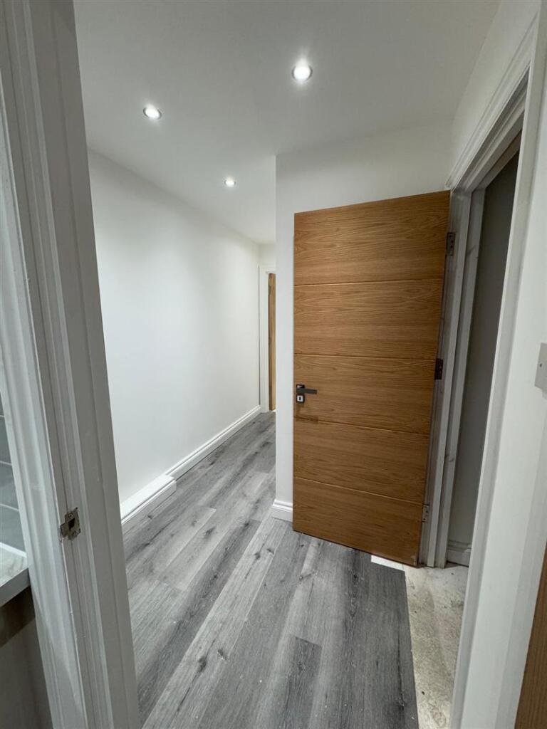 hallway.jpg