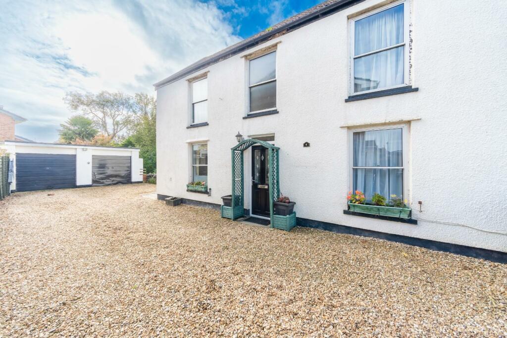 4 HORSECASTLE CLOSE - PHOTOCB X MT 13.jpg