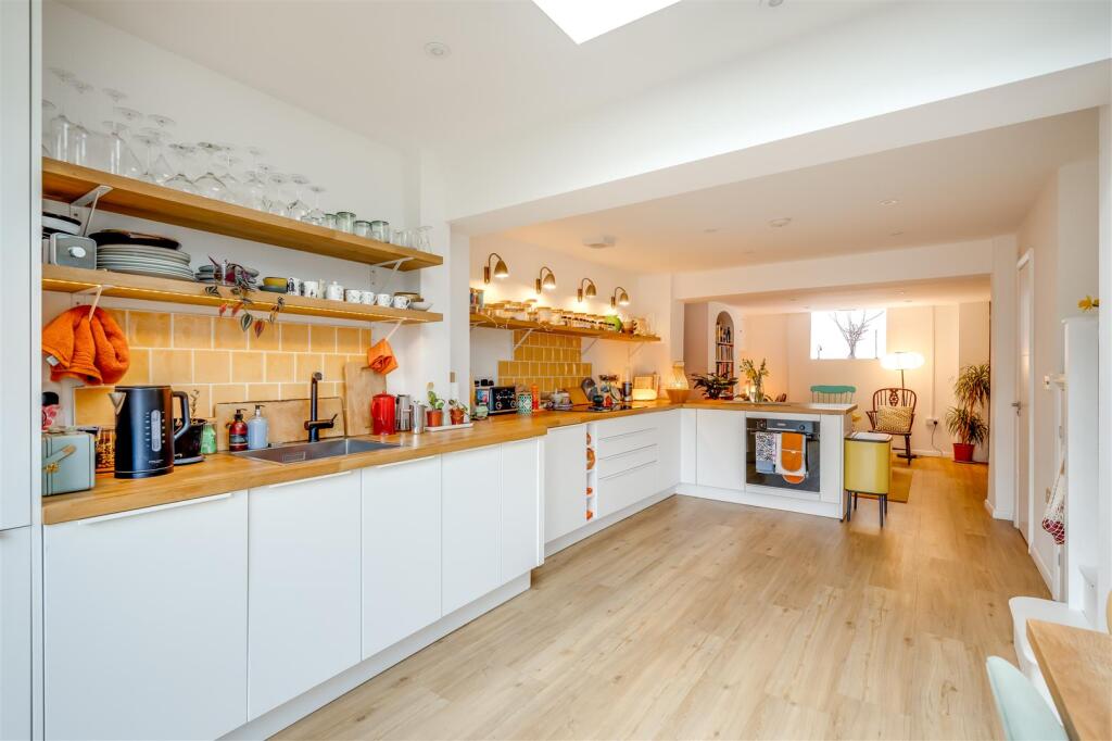 250204 - 10 New England Street, St Albans - 24.jpg