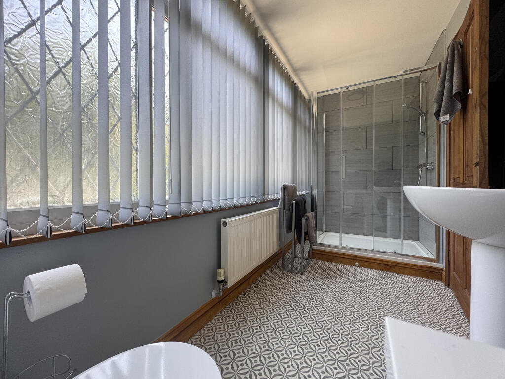 Shower/WC