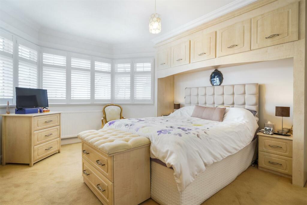 1 St. Andrews Close - 8bGR8DnYwFdsVOsPudsV.jpg
