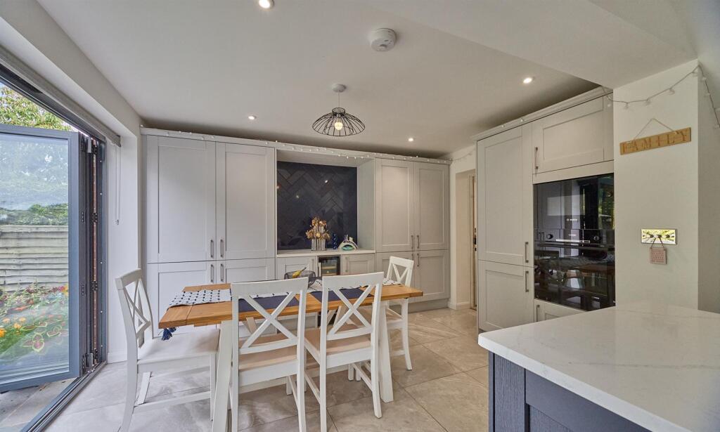 Open Plan Dining/Kitchen