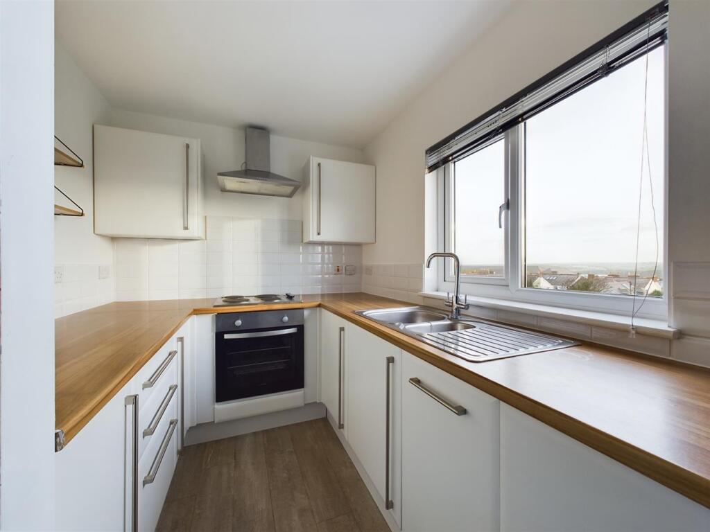 Flat 4, 12 Higher Tower Road Kitchen