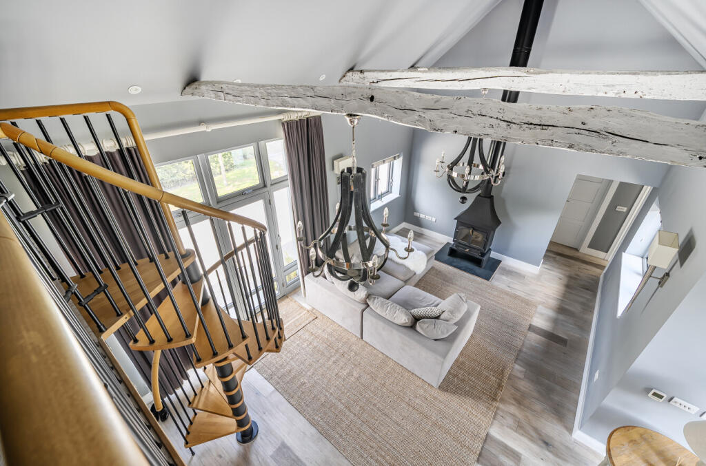 1356137-7-68c973a...