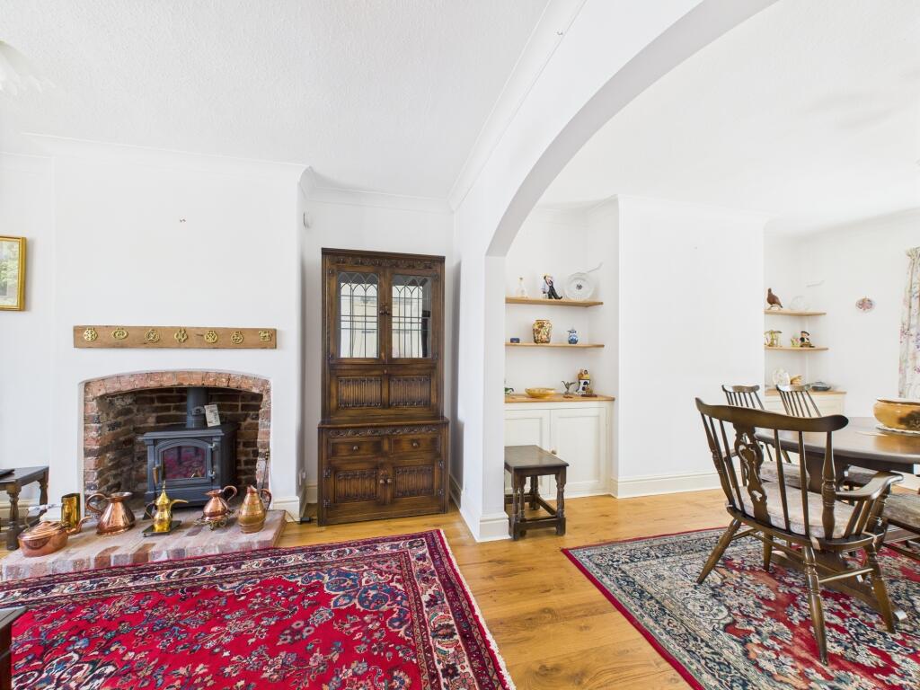 lounge into the dining room