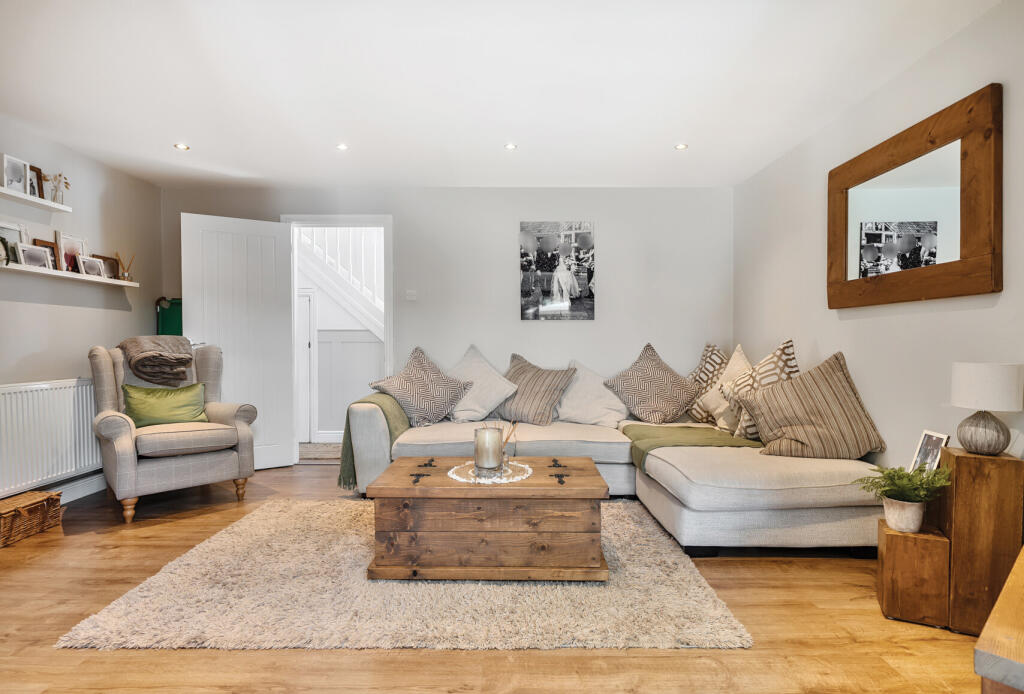 1314387-15-685ed2...