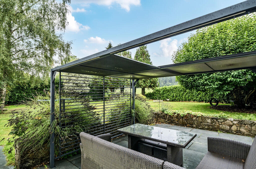 1348096-15-68b810...