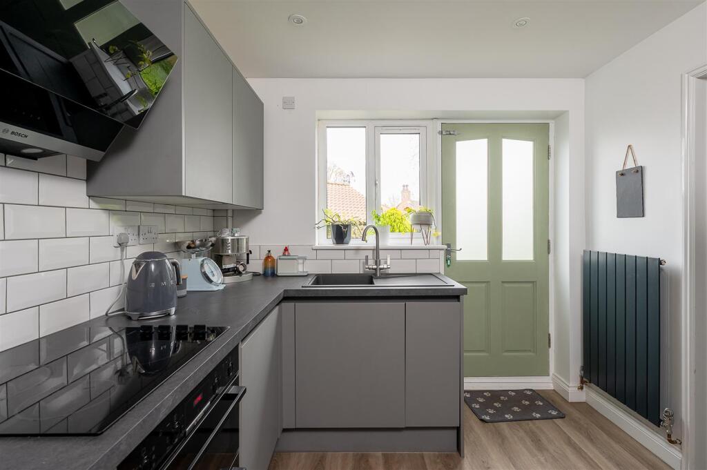 22 Belvoir ave-4.jpg