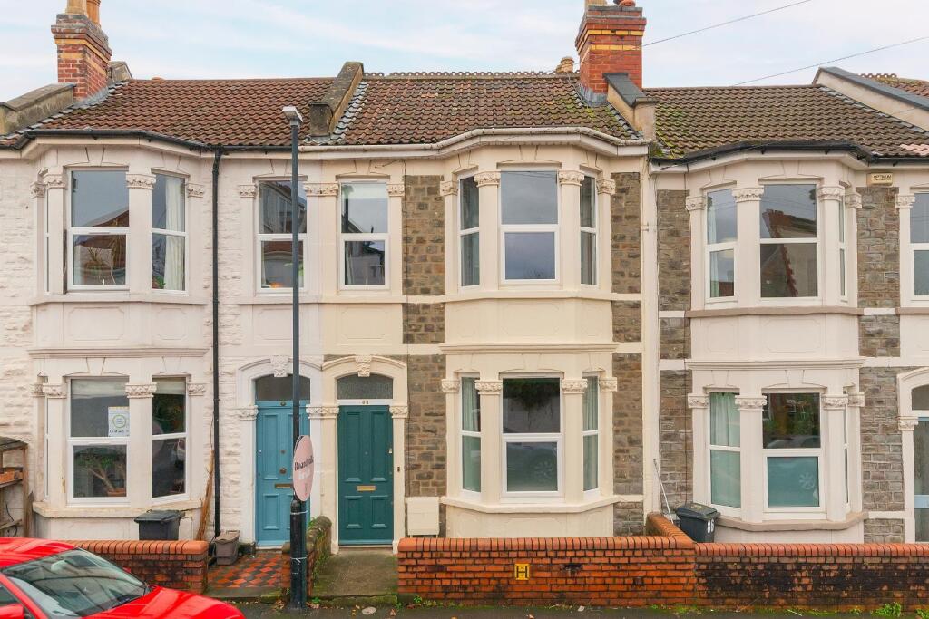 8V8ARD - External E.jpg