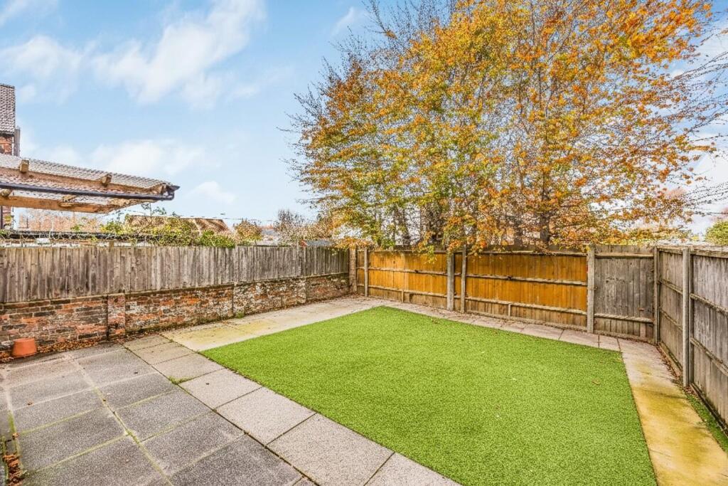 garden ivy lane.jpg