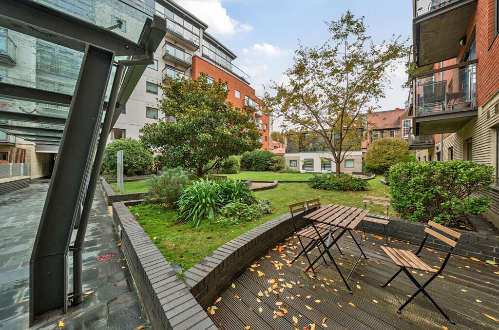 1374786-14-69049b...