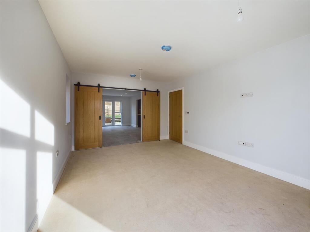 ** PICTURES OF PREVIOUS PLOT - FOR REFERENCE ONLY 