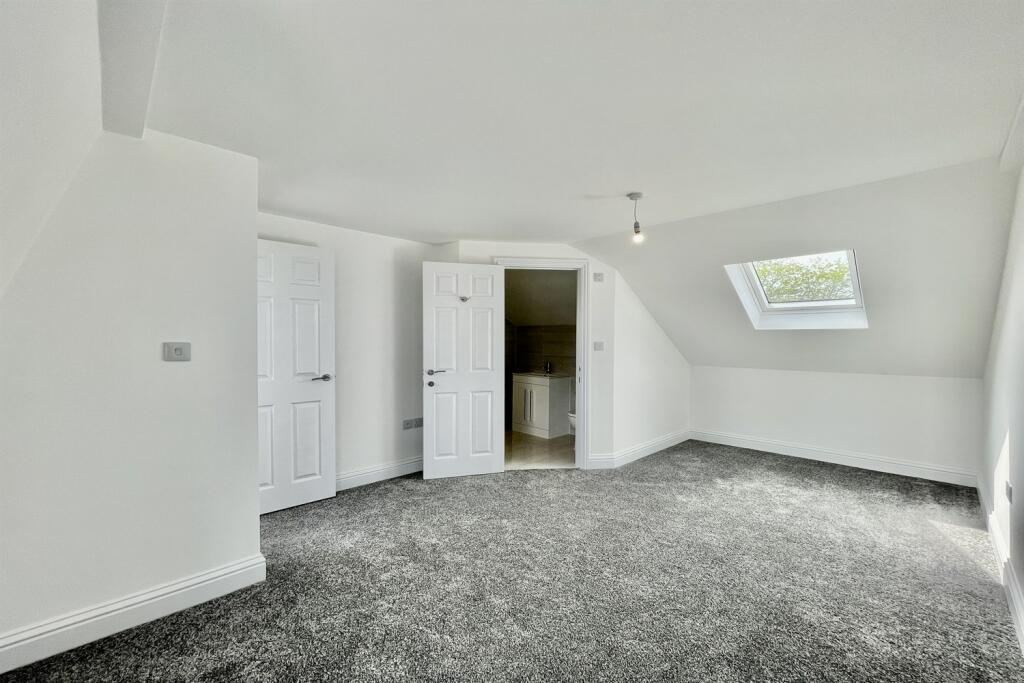 Bedroom with Ensuite
