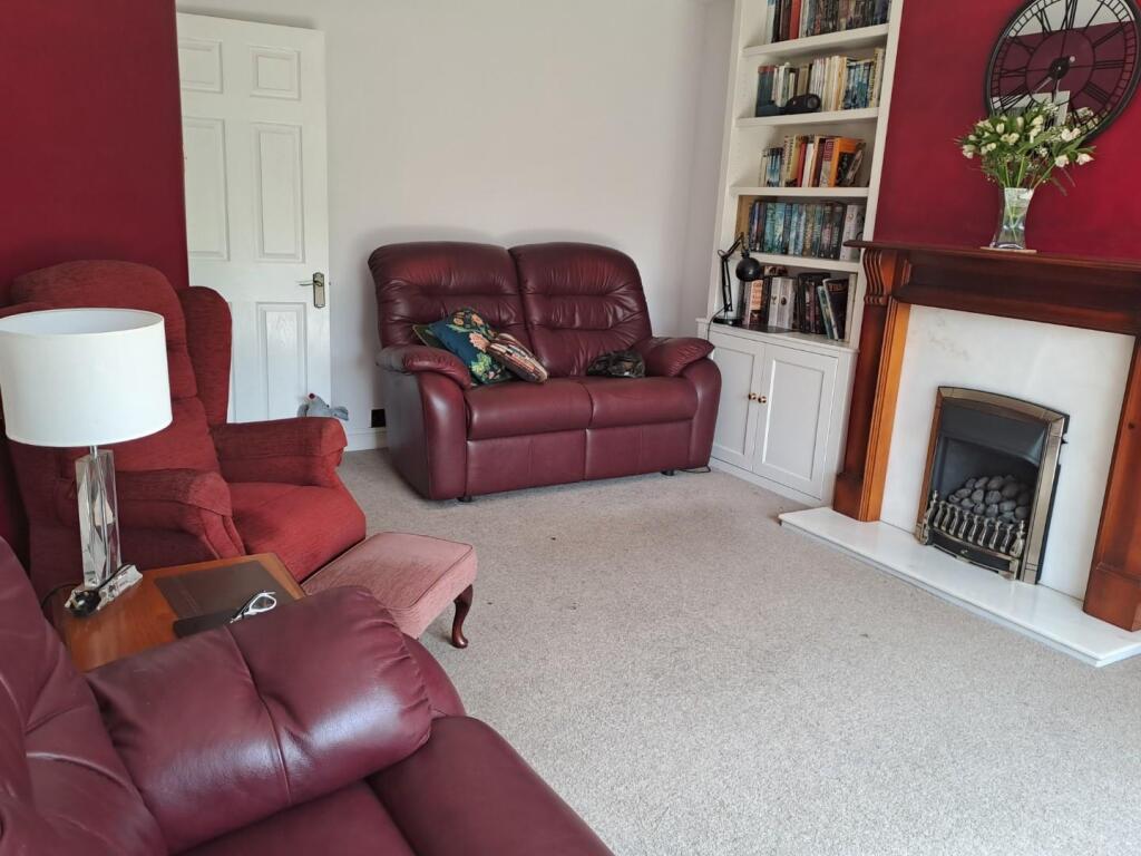 lounge.jpg