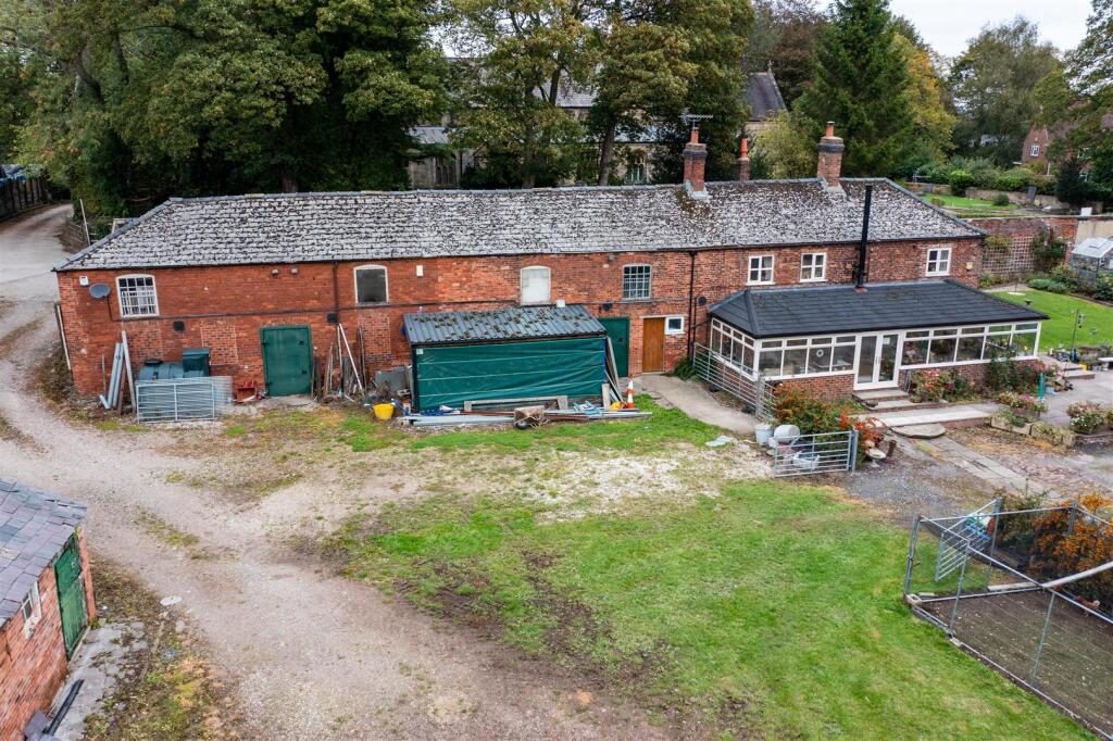 Hall Farm Alfreton-29.jpg