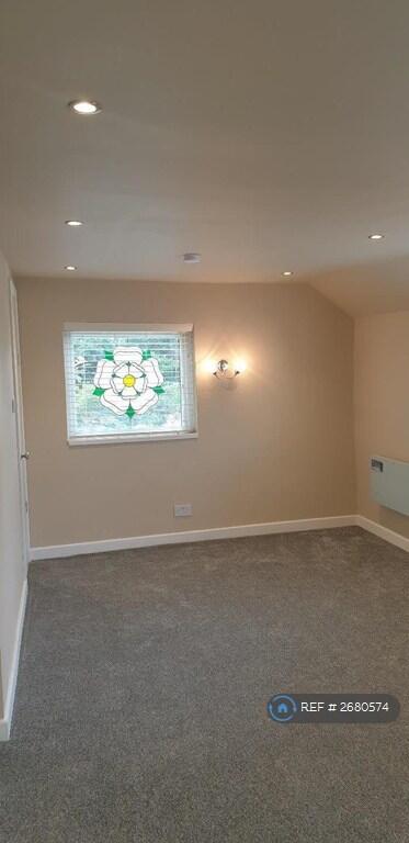 Back Of Flat - All One Room 