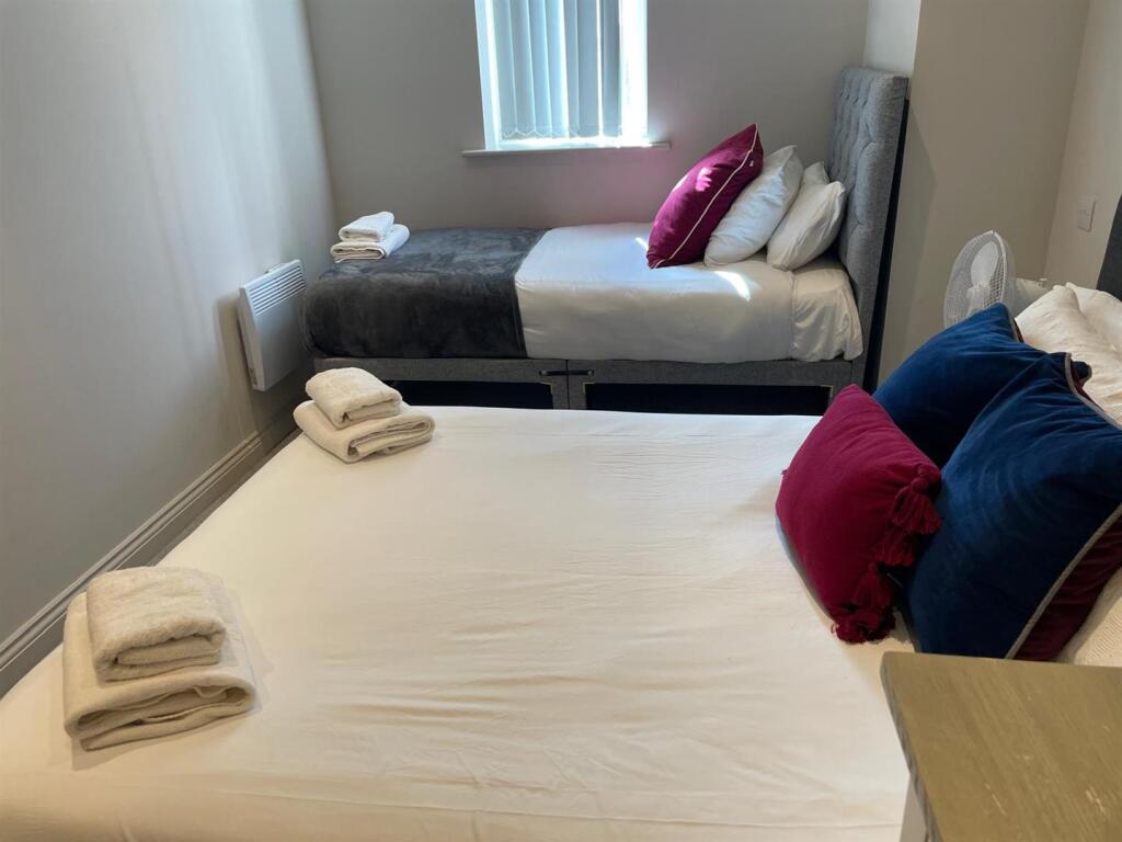 PHOTO-2025-08-07-13-10-06 17.jpg