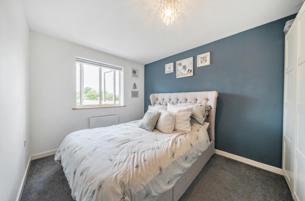 1327894-11-687a8d...