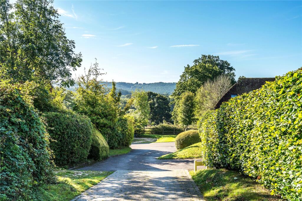 House. Partnership