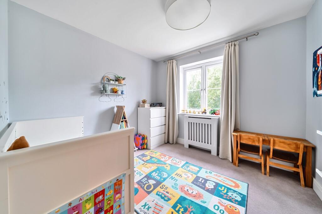 1297268-15-683855...