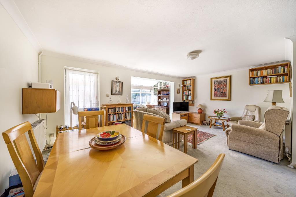Living/Dining Area