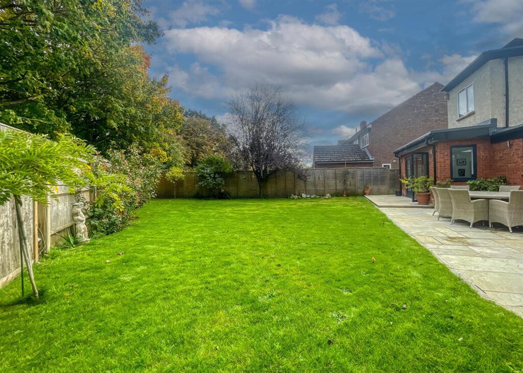 GardenPostHouse.jpg