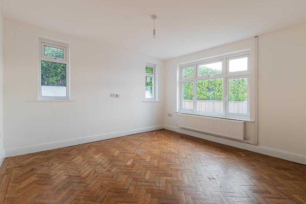 Bronwydd Close 6-24.jpg