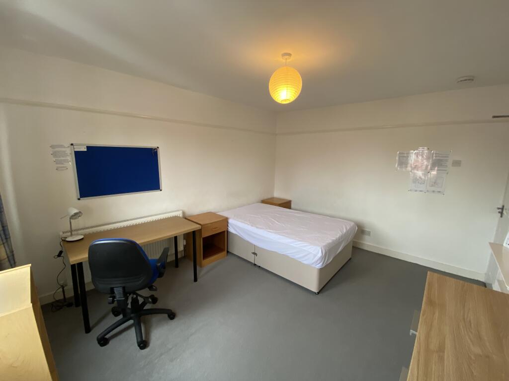 61151fac78cbe263245030.jpg