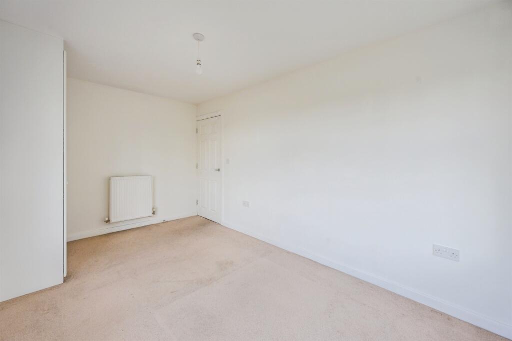 Bedroom: