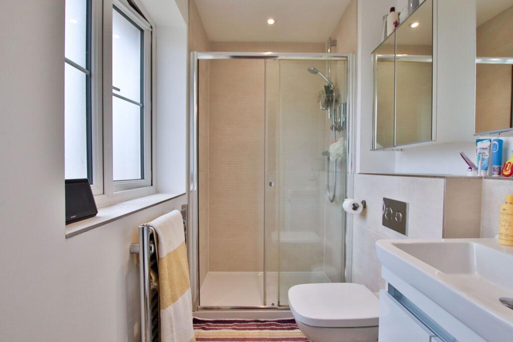 Ensuite