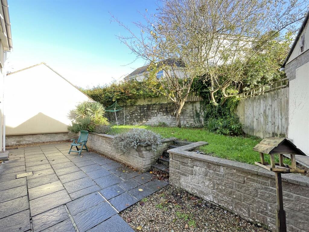 Aberdeen Avenue 67 - Garden FRONT PAGE.jpg