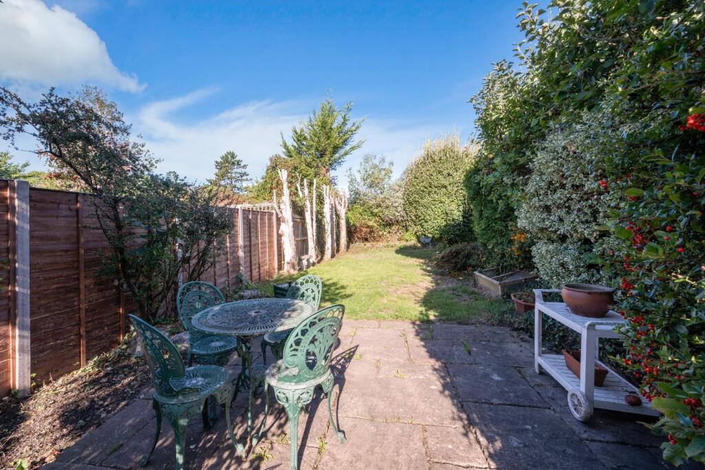 MEADOW WALK (10).jpg