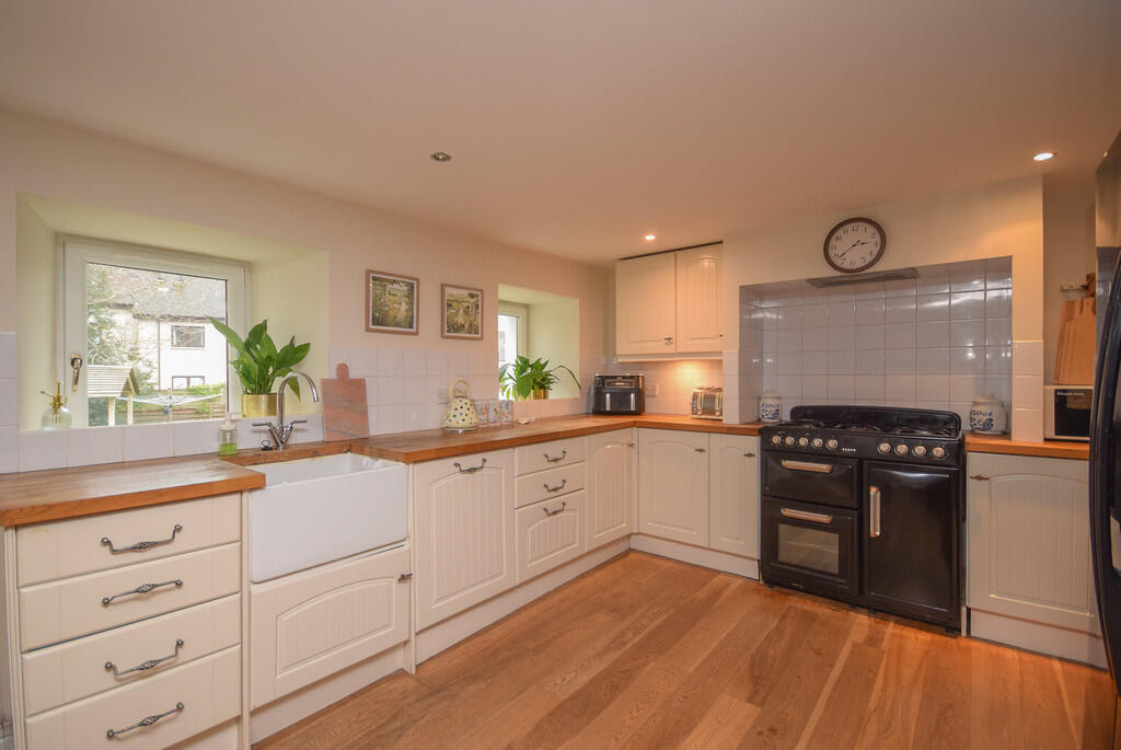 28 Cross Street, ...